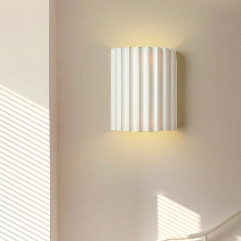 Modern Wall Sconce Lighting with Warm LED, Ribbed Design for Stylish Interiors - Ideal for Hallways and Bedrooms