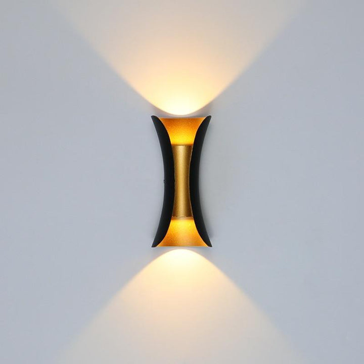 Otton | Modern Wall Lamp with Warm Gold Accents | Stylish Design for Atmosphere and Space Saving