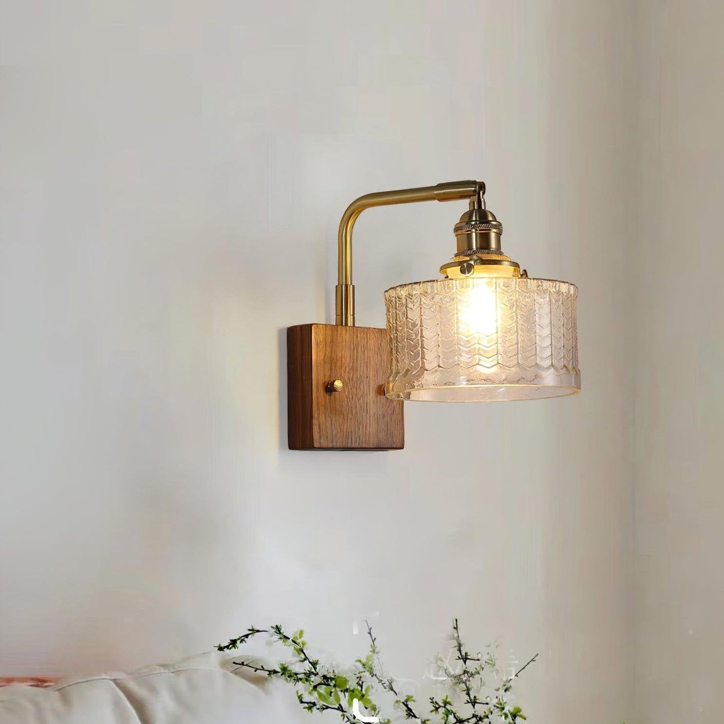 Quilivon | Wall lamp with retro design and glass shade | Elegant lighting for the living room and bedroom