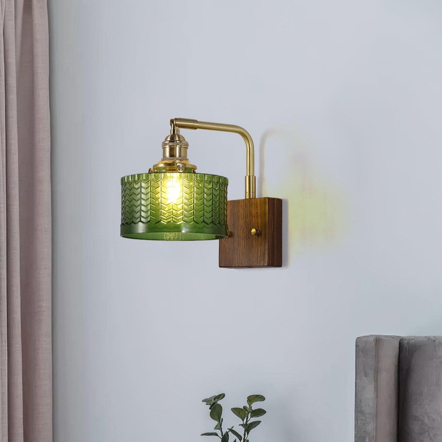 Quilivon | Wall lamp with retro design and glass shade | Elegant lighting for the living room and bedroom