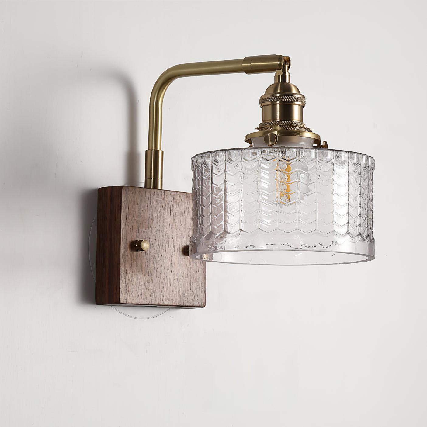 Quilivon | Wall lamp with retro design and glass shade | Elegant lighting for the living room and bedroom