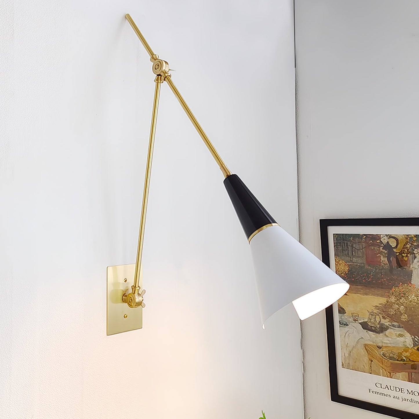 Rigami | Wall lamp with adjustable arm and elegant design | Ideal for reading and mood lighting