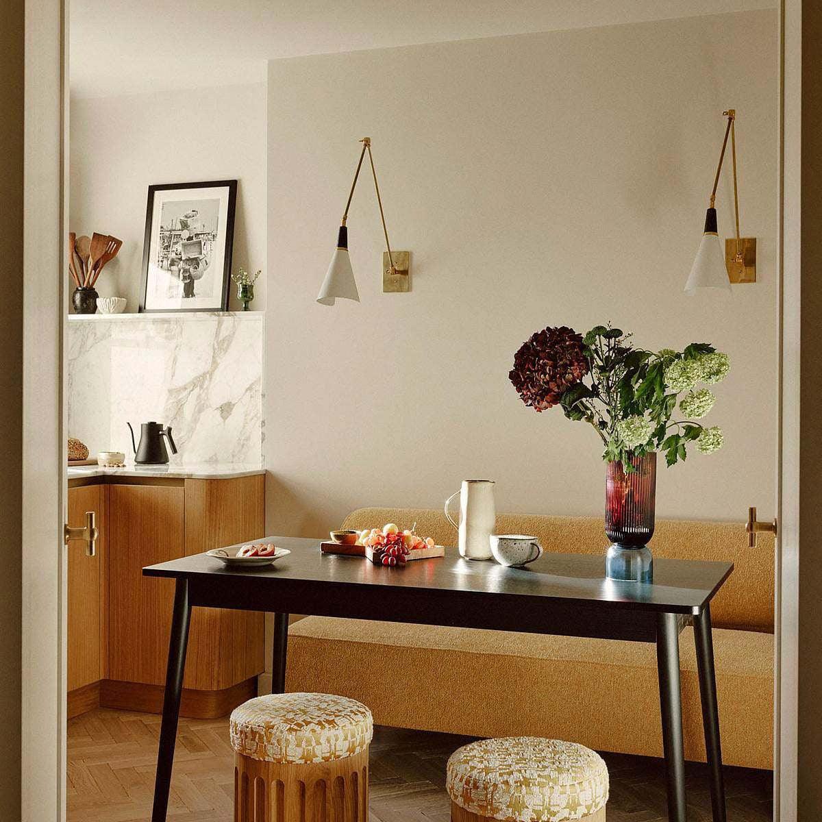 Rigami | Wall lamp with adjustable arm and elegant design | Ideal for reading and mood lighting