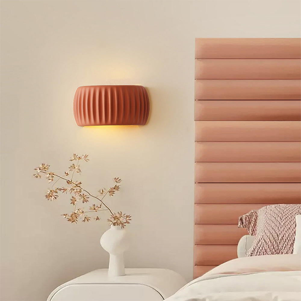 Modern Resin Wall Sconce Lighting - Soft Light Wall Lamp for Scandinavian and Industrial Interiors - G9 Compatible, 13cm Height
