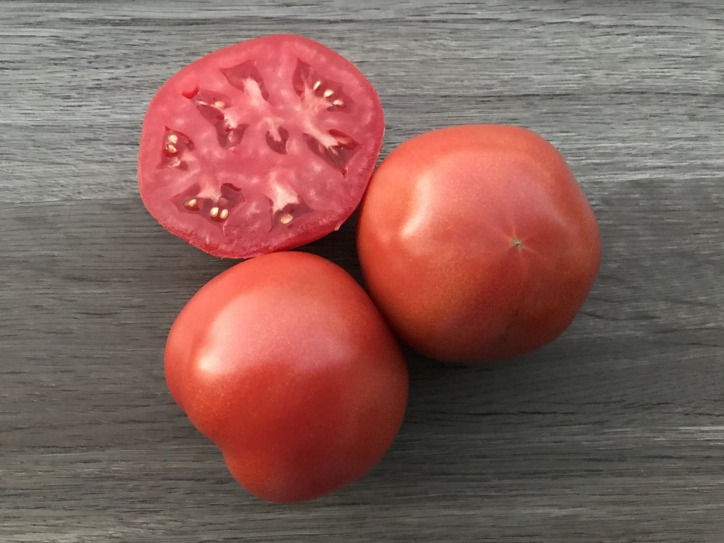 Rubee Goddess Tomato Seeds – High-Yielding Red Slicer with Disease Resistance for Bountiful Late Season Harvests 0