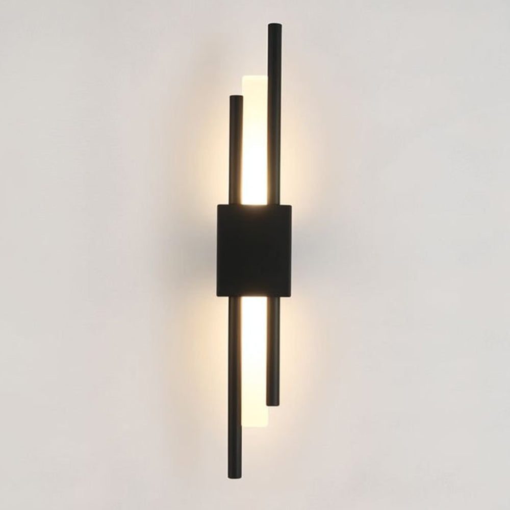 Elegant Wall Sconce Lighting - Modern Vertical Wall Lamp with Warm Light, Black Metal & Acrylic Design, 50 cm Height