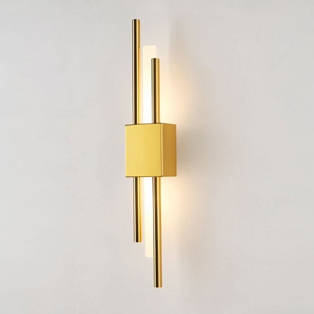 Elegant Wall Sconce Lighting - Modern Vertical Wall Lamp with Warm Light, Black Metal & Acrylic Design, 50 cm Height