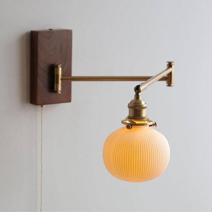 Stylish Wall Sconce Lighting with Wood and Brass Design - Modern Wall Lamp for Living Room, Bedroom, or Hallway - E26/E27, 60W