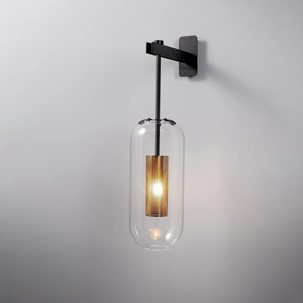 Yovano | Wall lamp with elegant glass shade | Modern design for atmospheric lighting